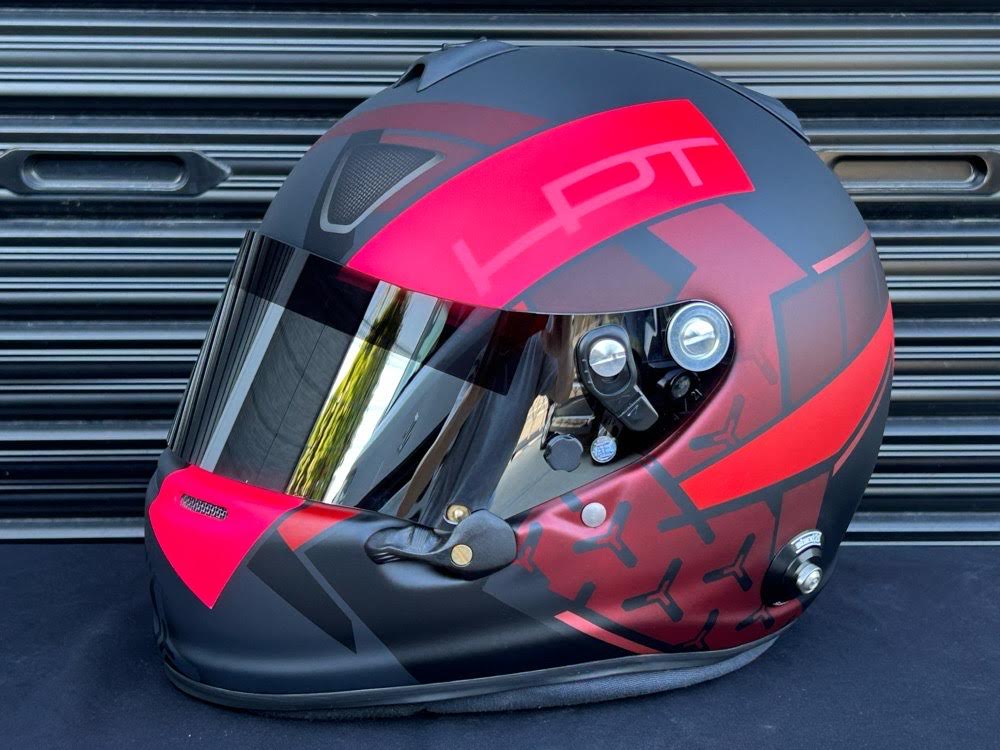 四輪ヘルメットペイント